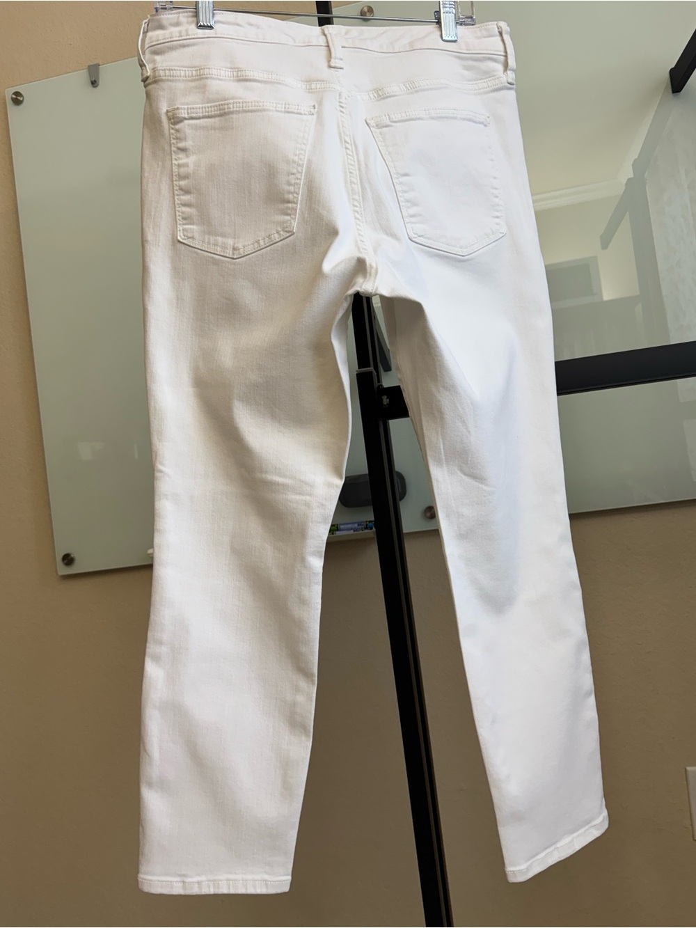 Universal Thread Sz 12/31 Women’s Jeans - Picture 7 of 8